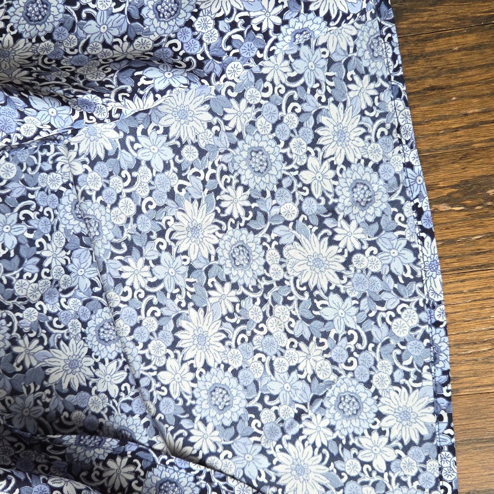 Abercrombie & Fitch Blue Floral V-Neck Cami Tank Top Sleeveless Summer Boho Sz.M - Picture 6 of 12